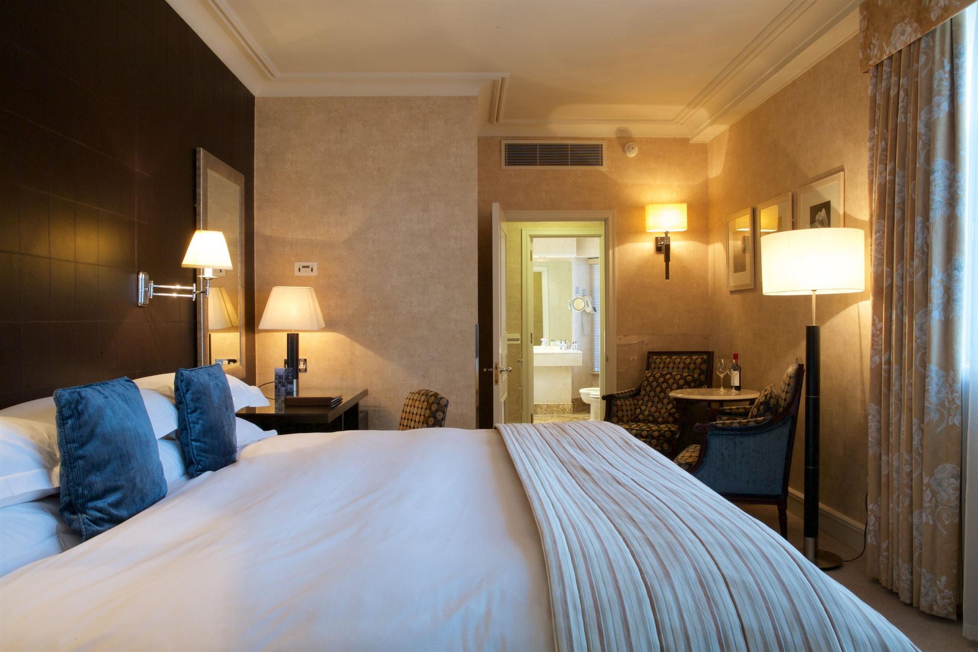 The Chester Grosvenor מראה חיצוני תמונה A room at the hotel