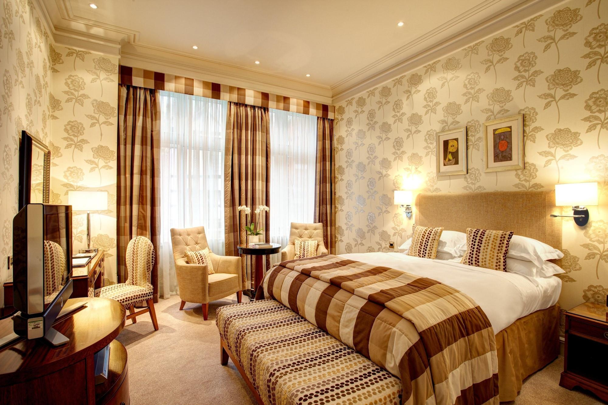 The Chester Grosvenor מראה חיצוני תמונה A bedroom at the hotel